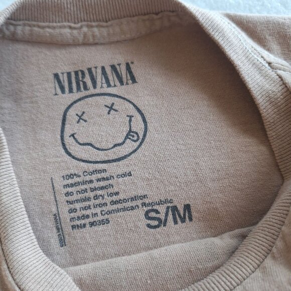 💙 Nirvana Unisex T-Shirt Size S/M Streetwear Grunge Band Tees 90's - Picture 5 of 8